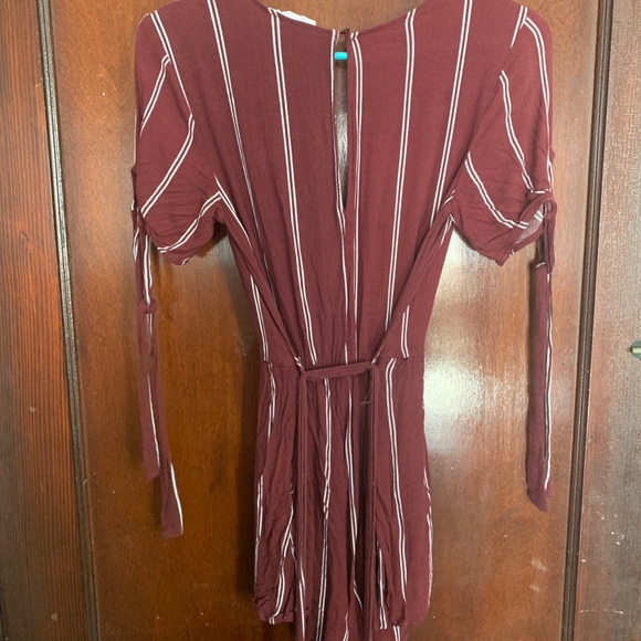 striped maroon romper - Picture 3 of 6